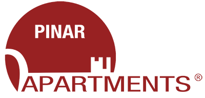Logo Pinar Apartments rojo
